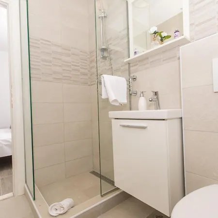 La-comfort One Bedroom With Sea View Terrace 1 *