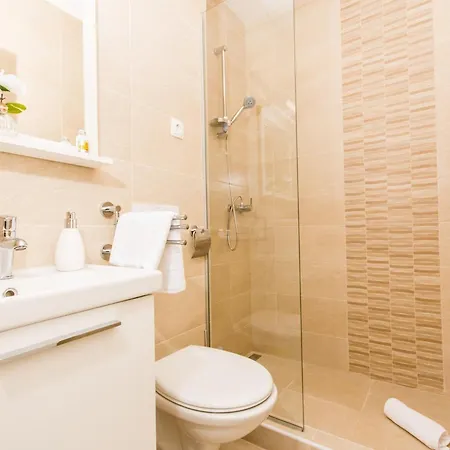 La-comfort One Bedroom With Sea View Terrace 1 Veliki Drvenik