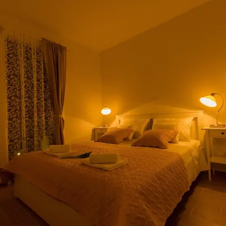 La-comfort One Bedroom With Sea View Terrace 1 *