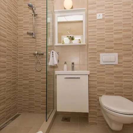 La-comfort One Bedroom With Sea View Terrace 1