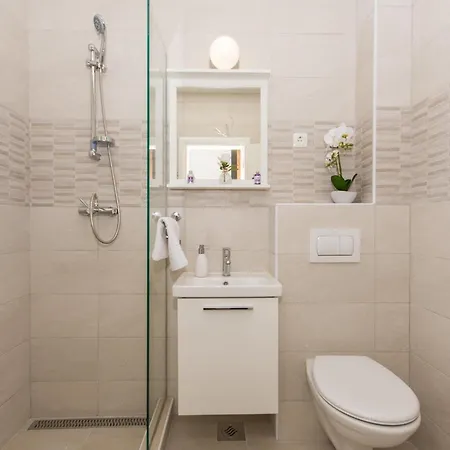 La-comfort One Bedroom With Sea View Terrace 1 Apartamento Veliki Drvenik